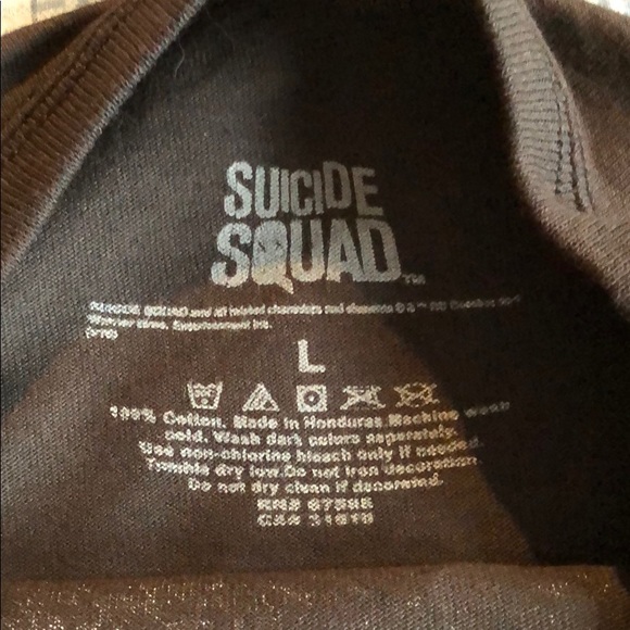 Men’s Harley Quinn T-Shirt // Suicide Squad - Picture 3 of 4